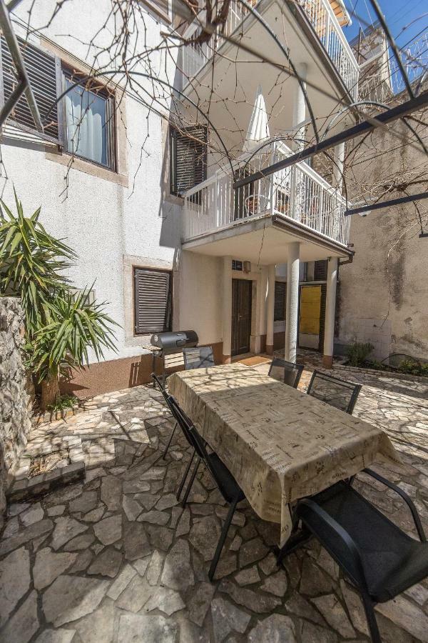 Apartmani Kristina Crikvenica Kültér fotó