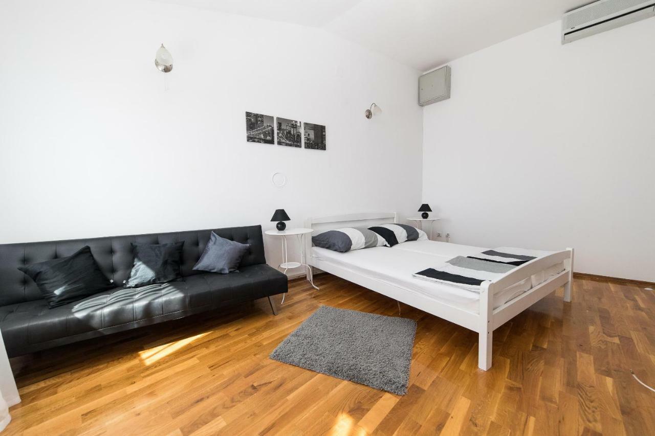 Apartmani Kristina Crikvenica Kültér fotó