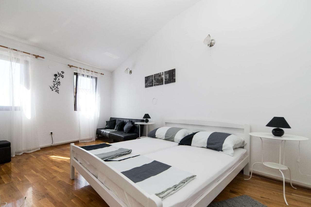 Apartmani Kristina Crikvenica Kültér fotó
